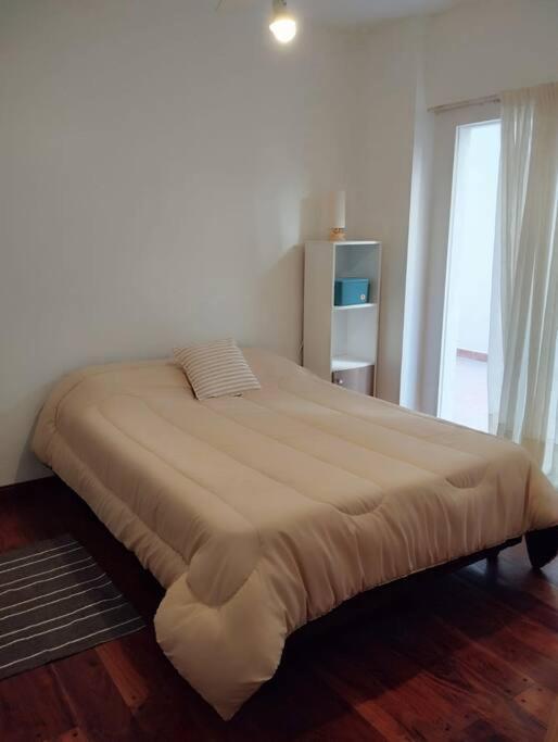 Departamento Barrancas, Excelente Ubicacion, Muy Amplio, Con Seguridad Appartement Buenos Aires